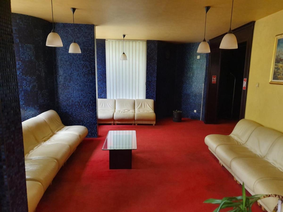 Hotel Sajam Νόβι Σαντ Εξωτερικό φωτογραφία